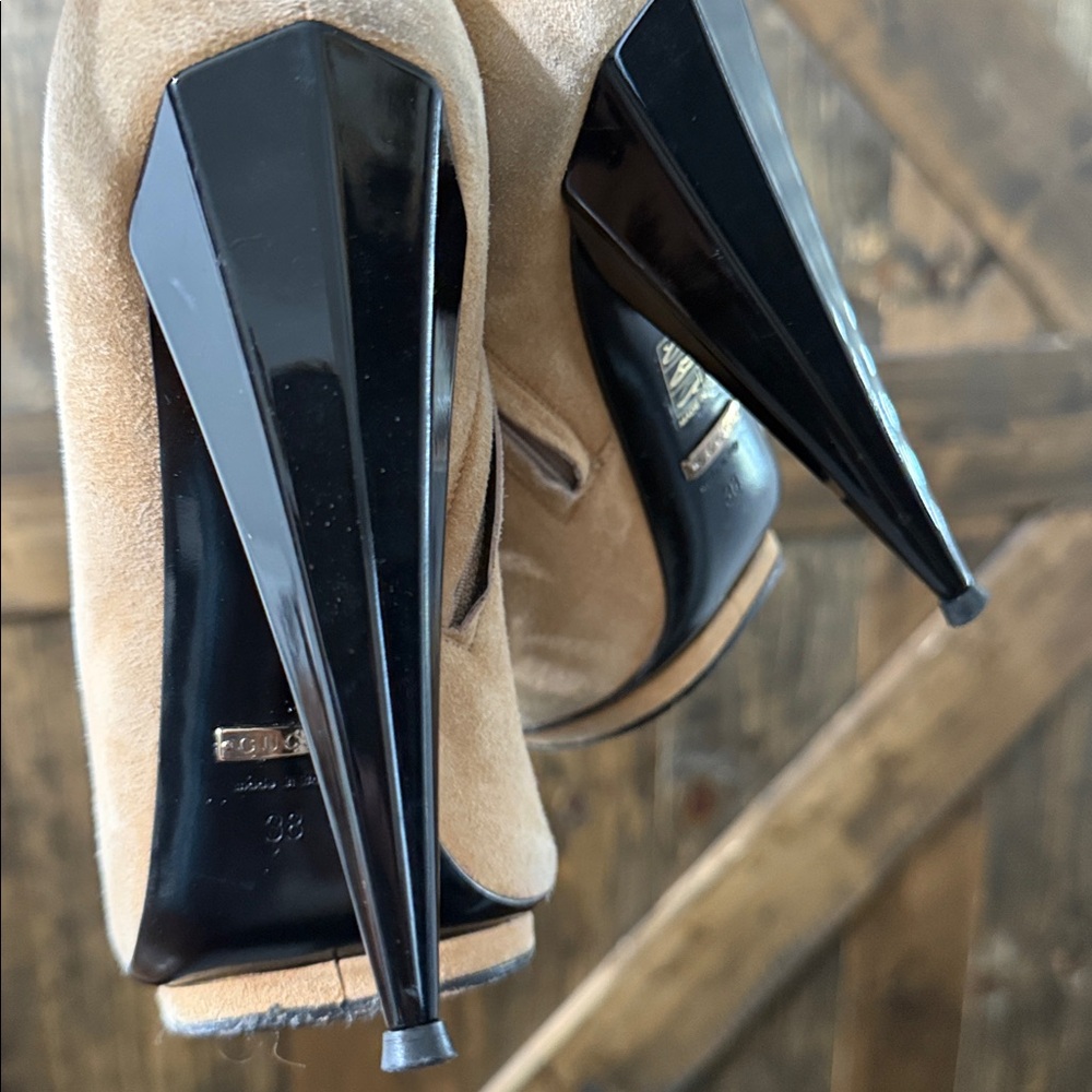 GUCCI Olimpia Ladder Strap Peep Toe Booties - Picture 7 of 16